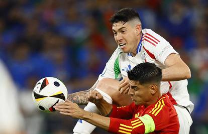 Španjolska - Italija 1-0: 'Furija' već izborila osminu finala, loša predstava Italije pred Hrvatsku