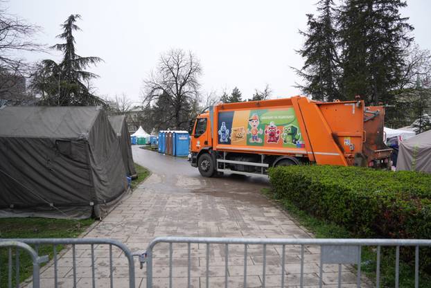 Ulice Beograda  nakon najmasovnijeg studentskog prosvjeda "15 za 15"