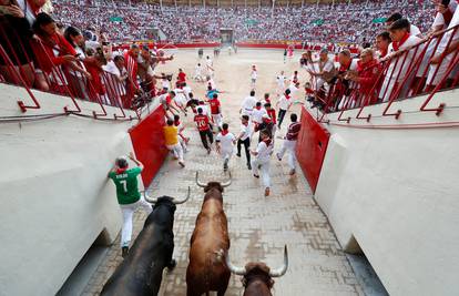 Španjolska: Troje ljudi poginulo u utrci s bikovima u Valenciji
