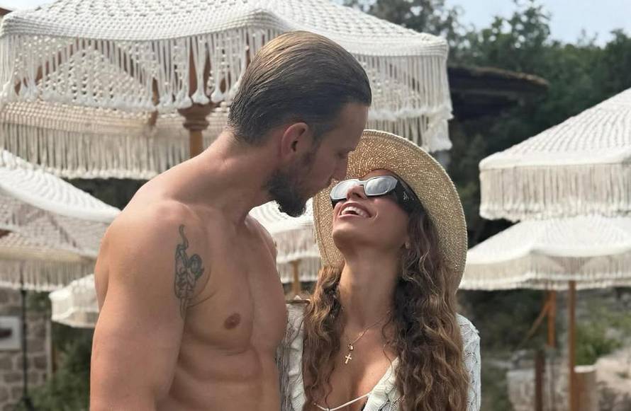 Rakitić i Raquel proslavili 13. godišnjicu braka u gradu ljubavi