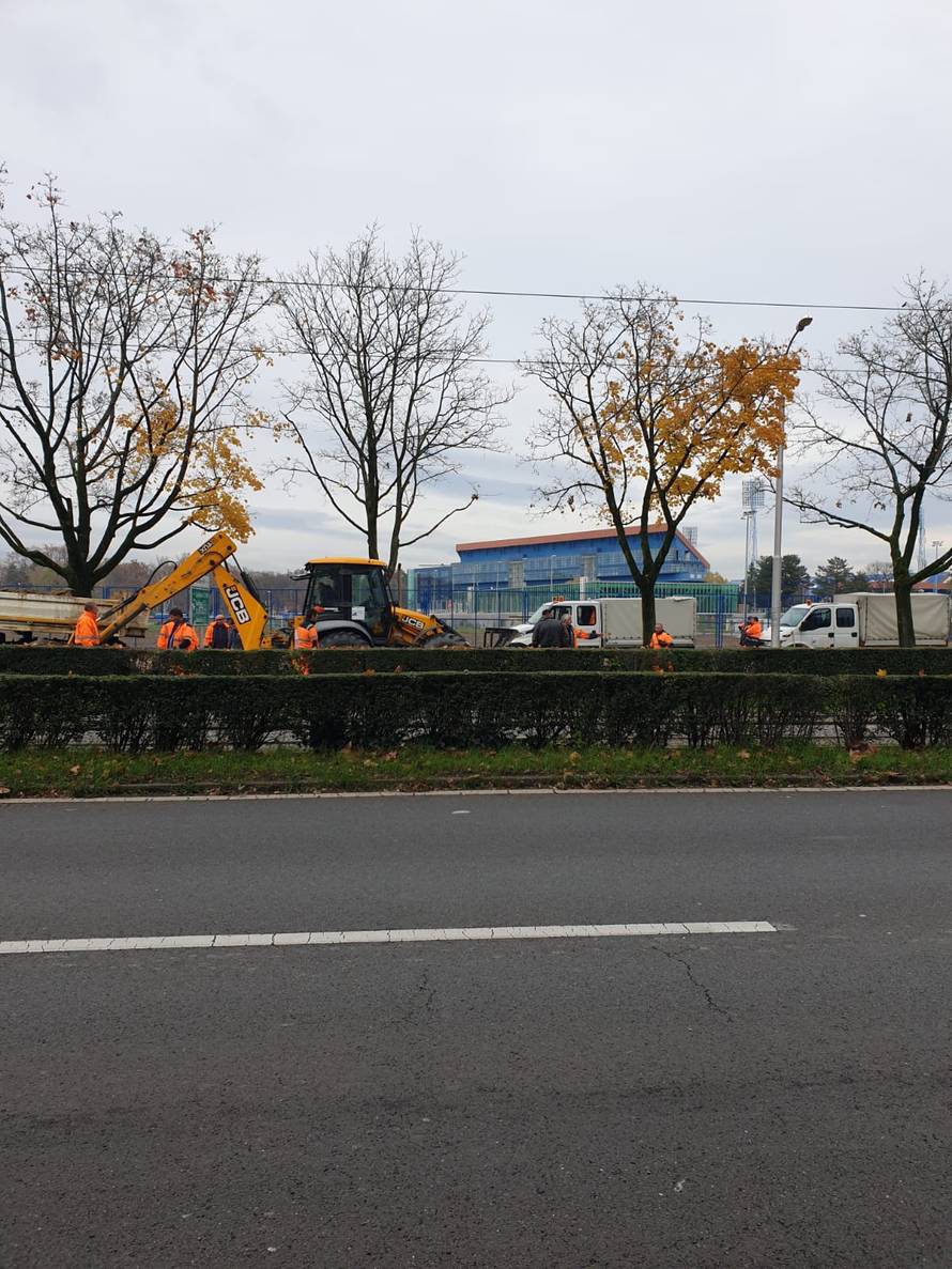 Pukla cijev na Maksimiru: 'Sve je izgledalo kao nova fontanica'