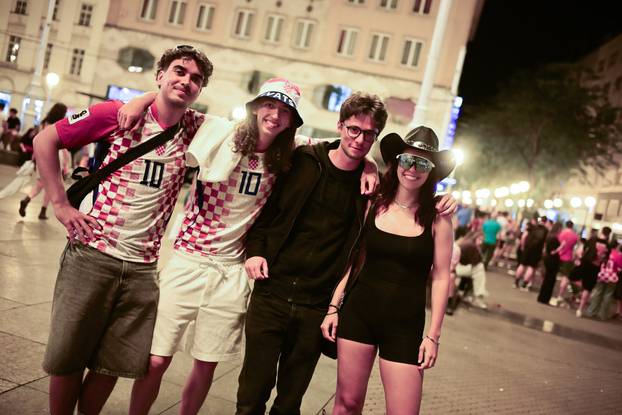 Zagreb: Čišćenje trga nakon gledanja utakmice 