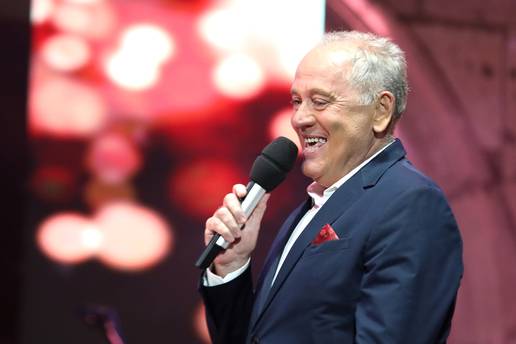 Mirko Fodor zapjevao je hit na kćerinoj svadbi: 'Nera, ti si ta'