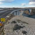 HAK: Za sav promet zatvoreni su Paški most i Maslenica, zbog vjetra prekinute trajektne linije