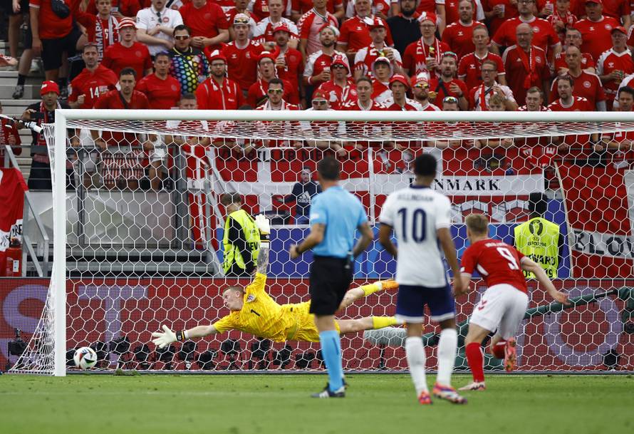 Euro 2024 - Denmark v England