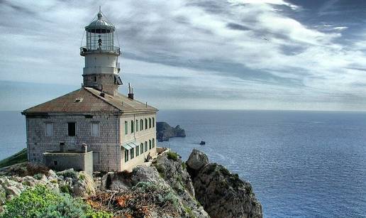 FOTO Kupanje na Palagruži je stvarno nezaboravno, nigdje nema tako kristalnog Jadrana