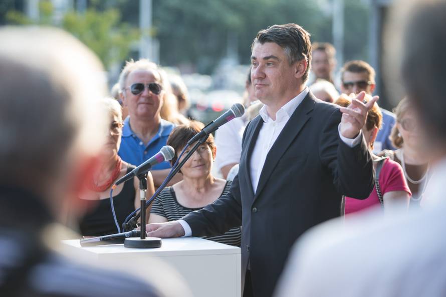 'Kulturu ćemo  vratiti narodu jer to je pravo na različitost'