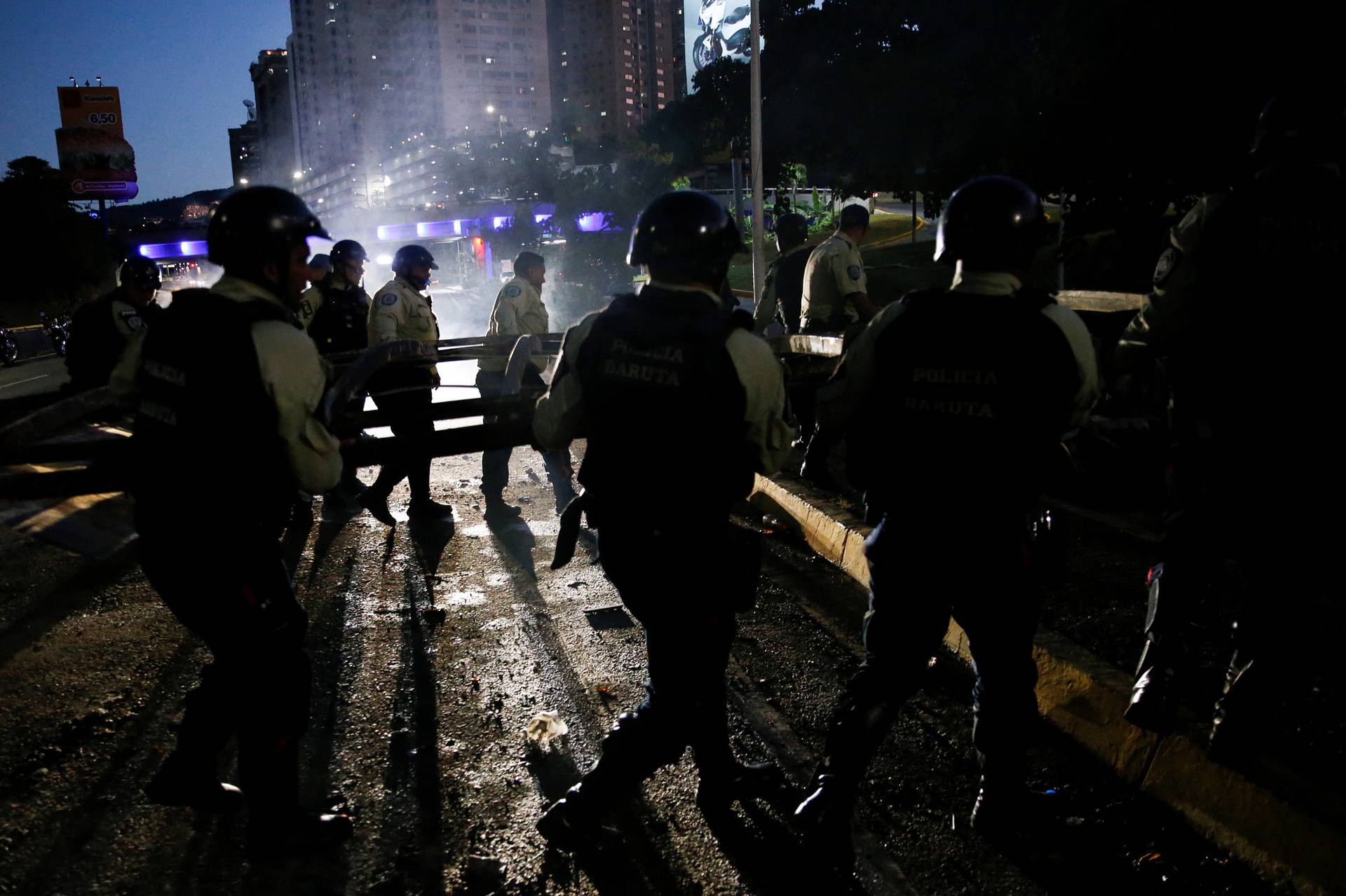 Anti-Maduro protests spread as Venezuelan opposition says he stole vote, in Caracas