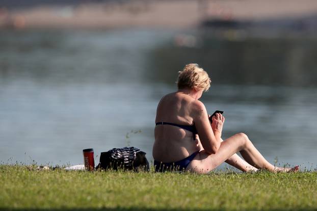 Spas od vrućina na zagrebačkom jezeru Jarun