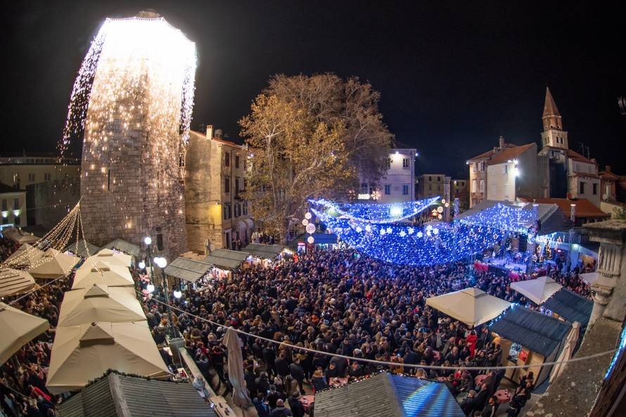 SveÄano otvorenje Adventa u Zadru