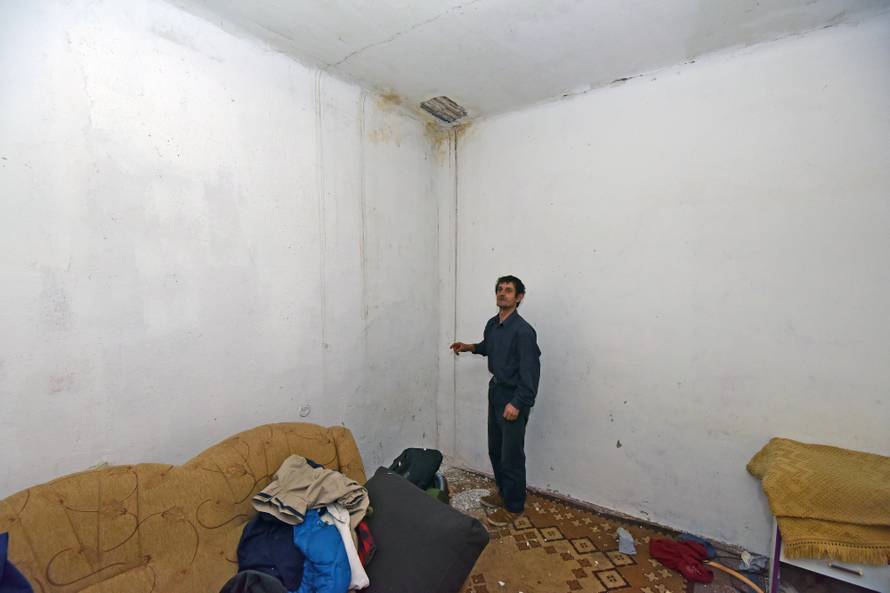 Vapaj: Jedem svaki treći dan i živim u zgradi koja se raspada