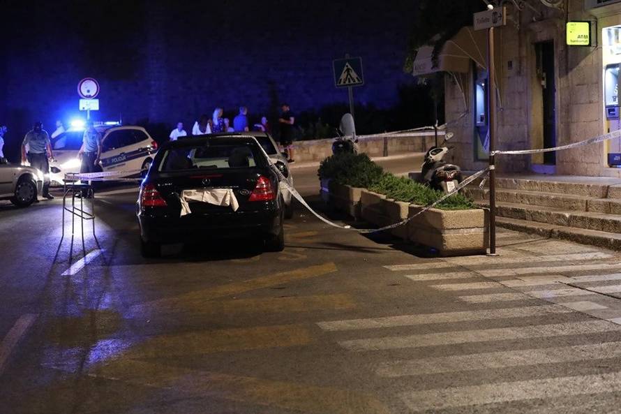 'Izvukli su nož, a čim je taksist pobjegao, započeli su pucati...'