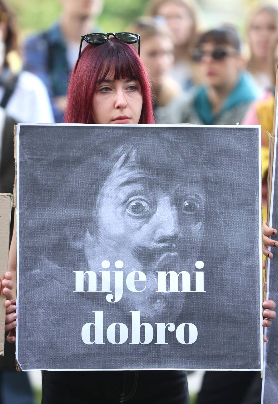 Zagreb: Studenti dramske umjetnosti prosvjeduju i traže otkaz dekana