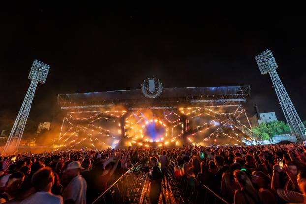 Split: Treća večer Ultra Europe Festivala, Nastup DJ-a Afrojack