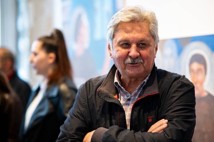 Zagreb: Otvorenje izložbe Tomislava Buntaka na kojoj predstavlja oltarni poliptih izrađen za crkvu sv. Antuna Padovanskog