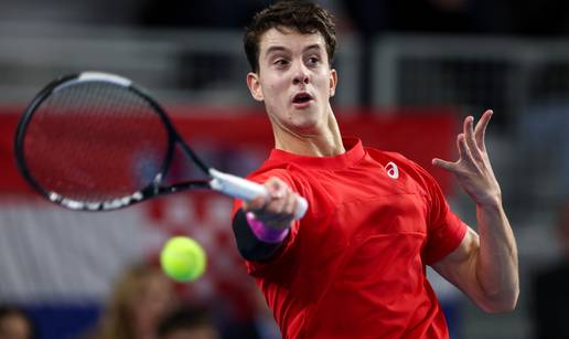 Dodig izgubio prvi me&ccaron;. Danci u prednosti, Pri&zcaron;mi&cacute; lovi egal...