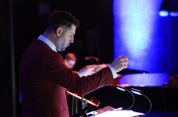 Zagreb: Jazz orkestar HRT-a i Miron Hauser uz osam istaknutih pijanista odali su počast Matiji Dediću 