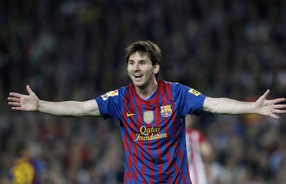 Barcelona rutinski s Bilbaom, Messi puše za vrat Ronaldu...