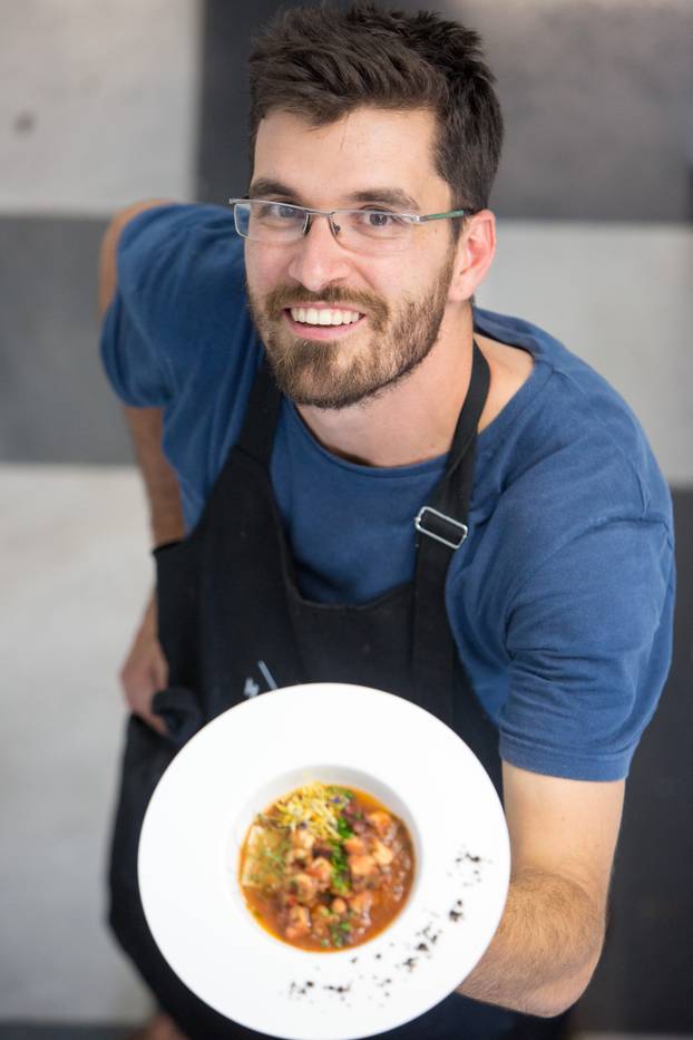 Pula: Priprema jela od tune u Gastro klubu