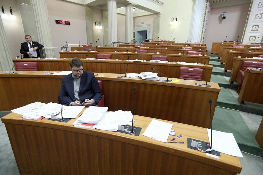 Zagreb: Sjednica sabora započela izjašnjavanjem o podnesenim amandmanima