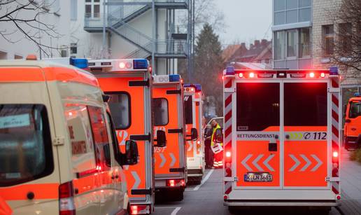 Kraj bolnice u Kölnu pronašli bombu, evakuirali tisuće ljudi