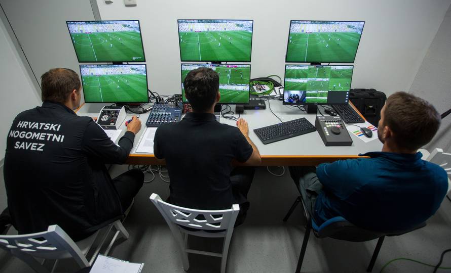 Rijeka: Na Rujevici održan seminar za VAR suce