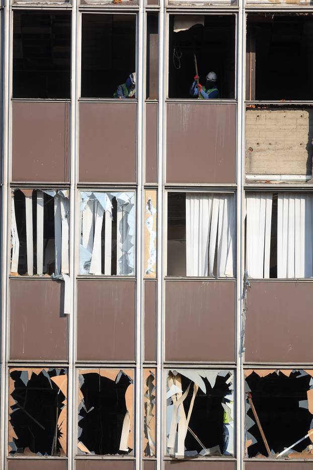 Zagreb: Radnici u Vjesnikovom neboderu