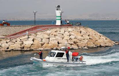 Petero migranata utopilo se u Egejskom moru, spasili njih 11