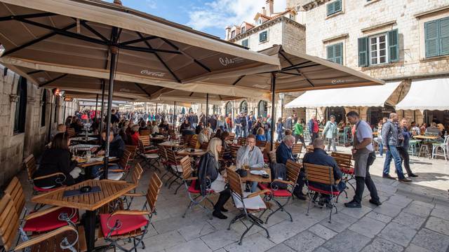 Dubrovnik: Grad prepun turista