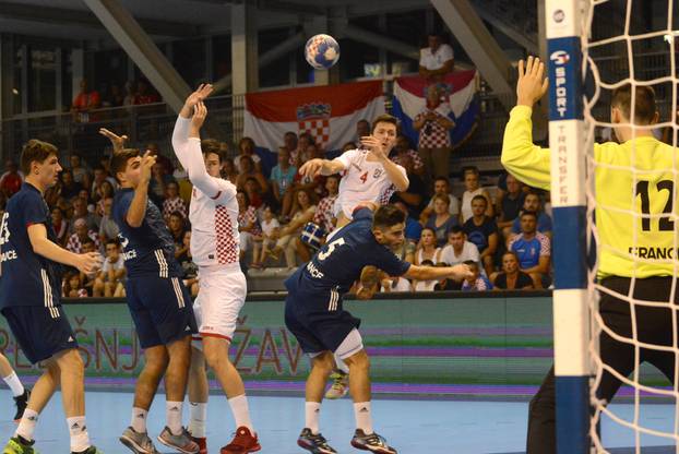 Koprivnica: RukometaÅ¡i Hrvatske u 5. kolu Europskog kadetskog prvenstva igrali protiv Francuske