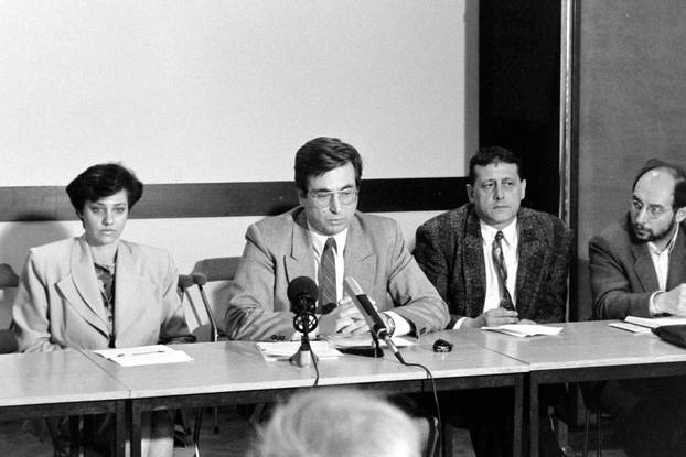 Zagreb: Koncerencija za medije Hrvatske socijalno liberalne stranke, 29.4.1991.