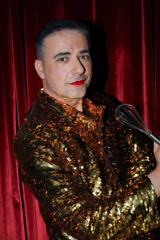 FOTO Ovo još niste vidjeli! Evo kako su naši slavni pozirali