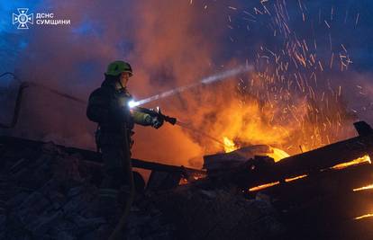 VIDEO Žestoki noćni napad na Ukrajinu: Ruske snage gađale civile, više je mrtvih i ranjenih