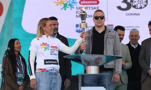 FOTO Spektakularno otvorenje 30. Sportskih igara mladih: Donna i Luka donijeli su plamen