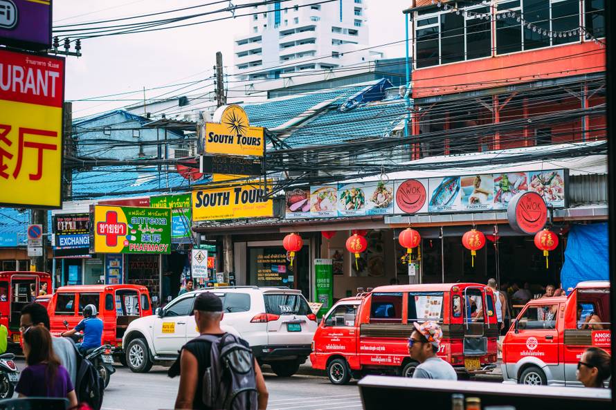Phuket, Tajland: Od cjenkanja do masaže sa 'sretnim krajem'