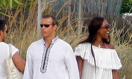 Naomi Campbell na moru s milijarderom V. Doroninom