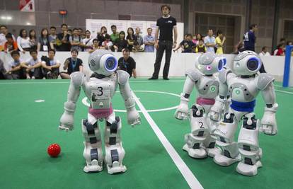Nogomet je sve popularniji i kod humanoidnih robota