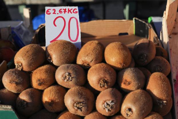 Cijene u eurima na osječkoj tržnici