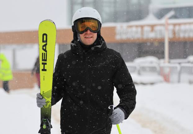 Zagreb: Započela skijaška sezona na Sljemenu 