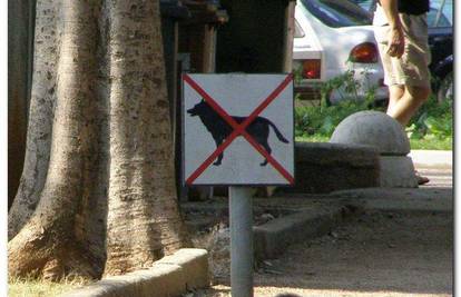 Šetali pse u parku punom znakova za zabranu