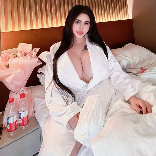 FOTO Mila želi ukloniti rebra zbog struka: 'Po dva sa svake strane da mi guza izgleda šire'