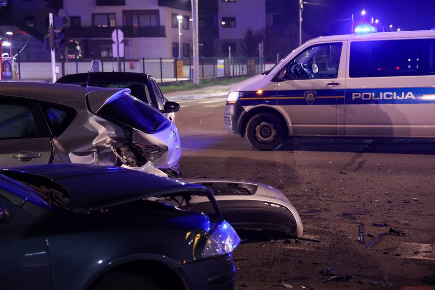 Velika Gorica: Prometna nesreća na križanju Andrije Kačića Miošića i Kolodvorske ulice