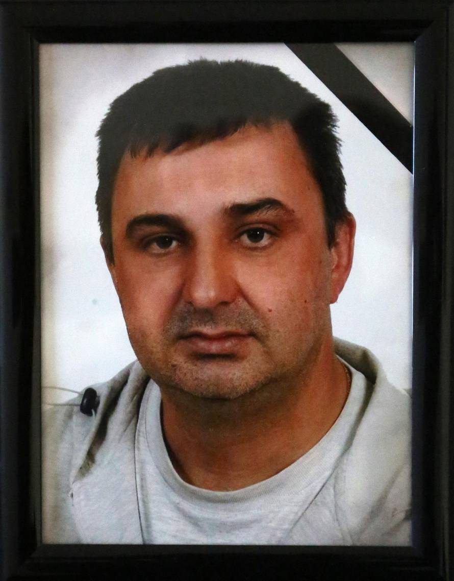 'Pokopala sam četiri člana svoje obitelji zbog korone. Nije mi jasno kako se ja nisam zarazila'
