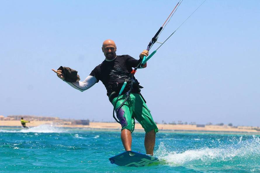 Frenki i Nered tuguju: Gru je hitovima obilježio devedesete