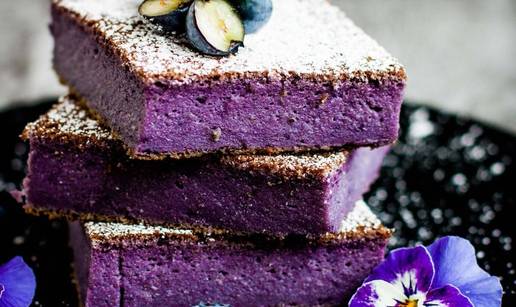 Kolač od borovnica bez brašna