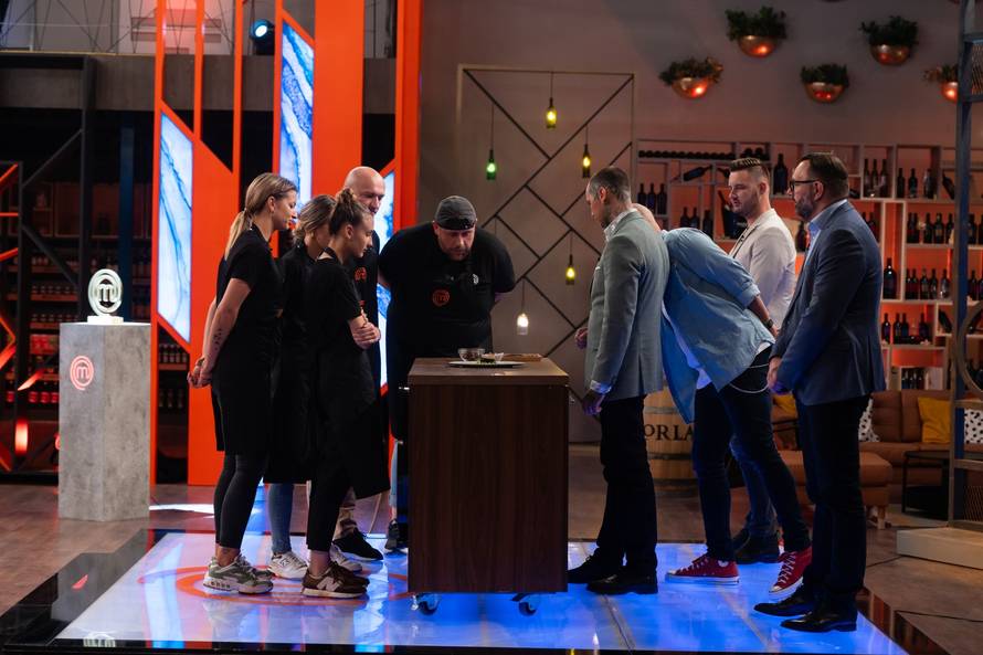 Natjecatelji tražili čak tri sata za repliku: 'Punjena pralina zvuči točno kao Mario Mandarić...'