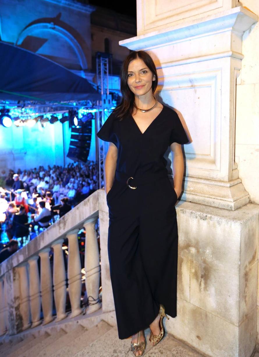 Odgađa se povratnički koncert Vesne Pisarović zbog korone...