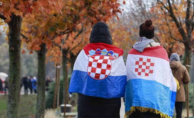 Vukovar: Okupljanje uoči 34. obljetnice stradanja Vukovara