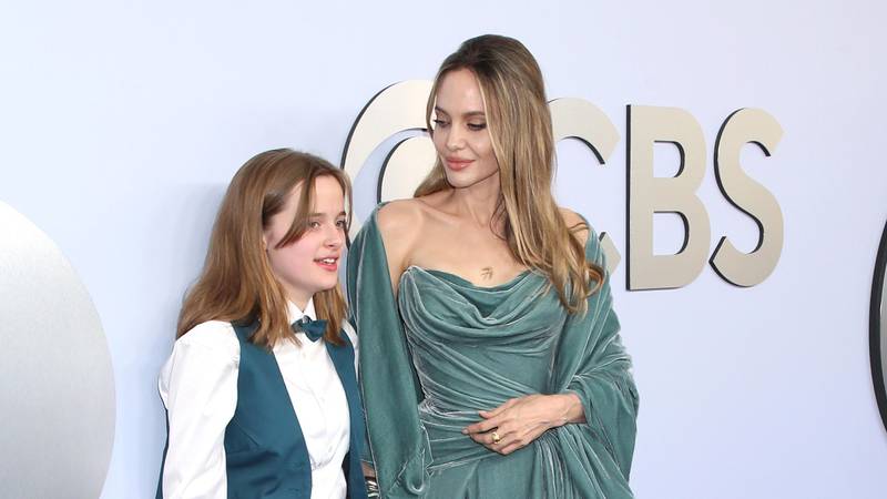 Četvero djece odbacilo Pittovo prezime, a evo što želi Angelina