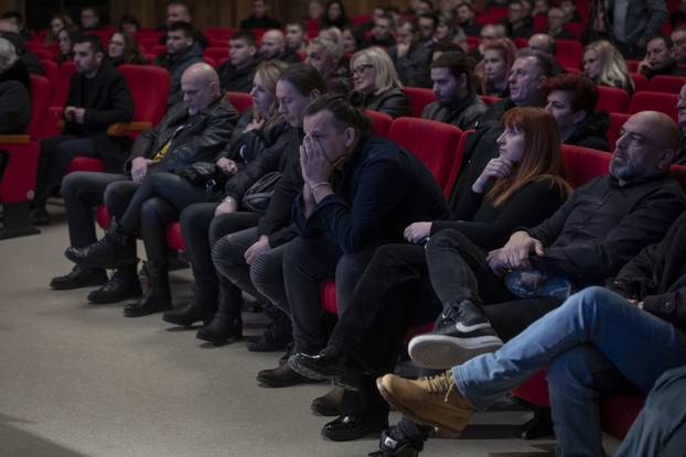 Županja: Komemoracija za Slavena Živanovića Žižu, člana grupe Opća opasnost koji je preminuo u 53. godini